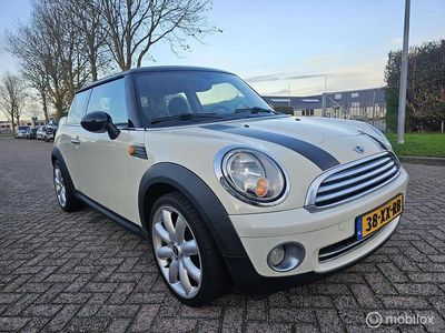 Wit Gebruikt 2007 Mini Cooper Hatchback | € 2.499 (Eerlijke prijs)