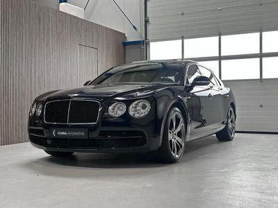 Blauw, metallic lak Gebruikt 2016 Bentley Flying Spur Sedan | € 83.990