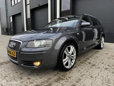 Grijs Occasion 2005 Audi A3 Sportback Ambition Hatchback | € 2.950 (Super prijs)