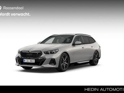 Grijs Nieuw 2026 BMW i5 Comfort Edition Stationwagen | € 89.754 (Duur)