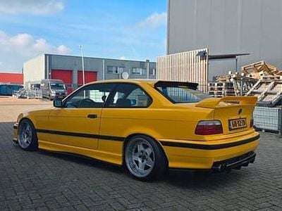 Occasion 1993 BMW 318 Coupé | € 6.899