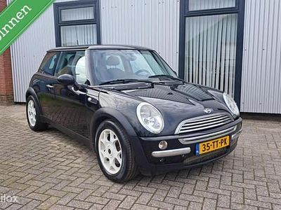 Zwart Gebruikt 2002 Mini ONE Hatchback | € 1.450 (Eerlijke prijs)