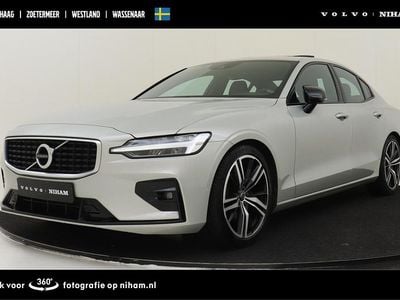 Grijs Gebruikt 2019 Volvo S60 R-Design Sedan | € 31.890 (Eerlijke prijs)