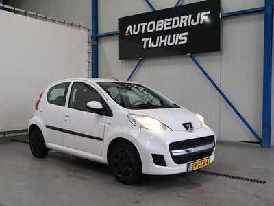 Wit Gebruikt 2009 Peugeot 107 Hatchback | € 1.950 (Goede deal)