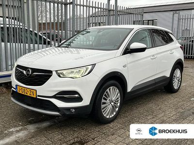Wit Occasion 2020 Opel Grandland X Innovation SUV | € 15.900 (Eerlijke prijs)