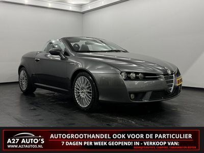 tweedehands Alfa Romeo Spider 2.2 JTS Clima, Navi, Parkeer sensoren, Leder, Keyl