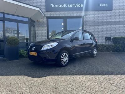Blauw Gebruikt 2010 Dacia Sandero Ambiance Hatchback | € 2.400 (Eerlijke prijs)