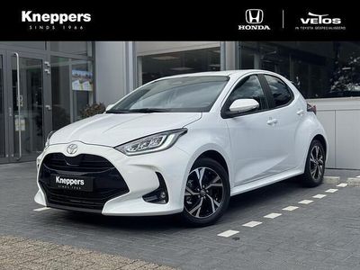 Nieuw Toyota Yaris 116 PK (85 kW) 2025 Grijs Hatchback
