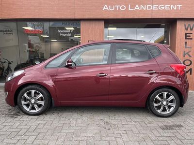 tweedehands Hyundai ix20 1.6i Premium - Cruise & Climate C. Stoel-/Stuurverw. Leder Bekl. Schuif-/Kanteldak Trekhaak