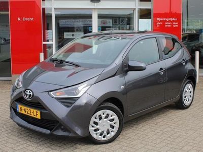 tweedehands Toyota Aygo 1.0 VVT-i x-play | All Season | Android Auto | Achteruitrijcamer