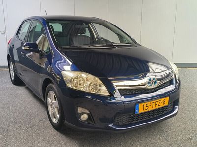 Toyota Auris Hybrid