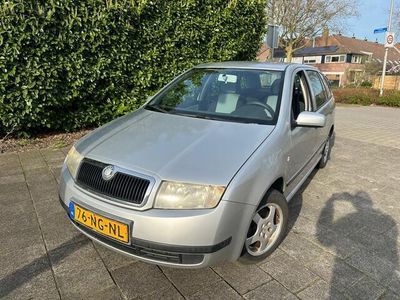 tweedehands Skoda Fabia Combi MET AIRCO & JAAR APK!