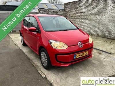 Rood Gebruikt 2014 VW up! move up! Hatchback | € 9.950 (Eerlijke prijs)