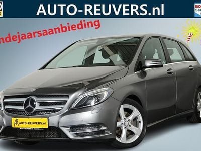 Grijs Gebruikt 2013 Mercedes B180 Prestige MPV | € 10.900 (Eerlijke prijs)