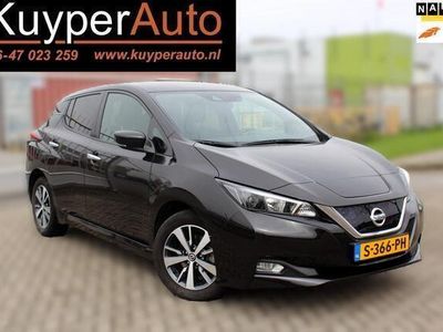 Zwart, metallic lak Gebruikt 2020 Nissan Leaf Acenta Hatchback | € 13.750 (Eerlijke prijs)