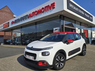 Wit Occasion 2017 Citroën C3 Shine Hatchback | € 8.900 (Iets duurder)