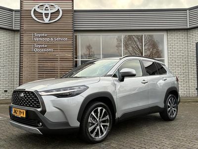 Grijs Gebruikt 2025 Toyota Corolla Cross SUV | € 34.400 (Goede deal)