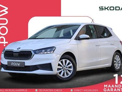 Wit Gebruikt 2022 Skoda Fabia Ambition Hatchback | € 14.450 (Eerlijke prijs)