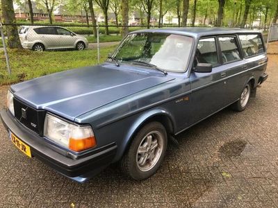 Volvo 240