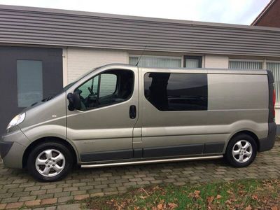 tweedehands Renault Trafic 2.5 dCi T29 L2H1 DC incl ROLSTOEL LIFT