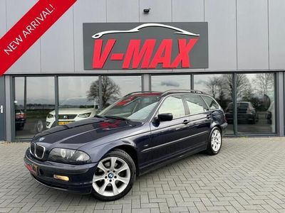 tweedehands BMW 320 3-SERIE Touring i 2.2 Executive Xenon Clima 1/2 Leer