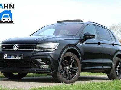 tweedehands VW Tiguan 2.0 TSI / 3x R-Line / Black Style / 230PK / Pano /