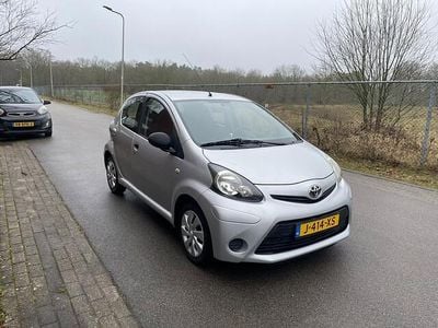 Occasion Toyota Aygo Comfort 68 PK (50 kW) 2013 Grijs Hatchback