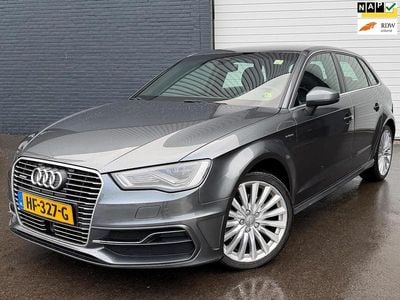 Grijs Gebruikt 2015 Audi A3 Sportback e-tron Ambition Hatchback | € 9.650 (Goede deal)