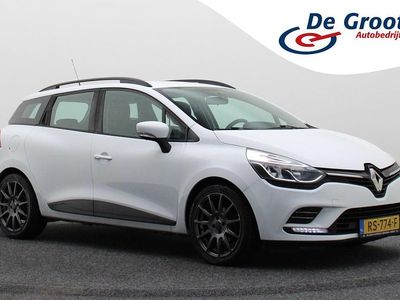 Wit Gebruikt 2017 Renault Clio GrandTour LIMITED Stationwagen | € 8.950 (Eerlijke prijs)