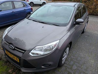 Bruin Occasion 2012 Ford Focus Hatchback | € 4.000 (Eerlijke prijs)