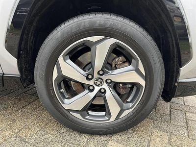 Grijs Gebruikt 2022 Toyota RAV4 Plus SUV | € 39.950 (Goede deal)