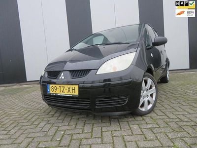 Zwart Gebruikt 2007 Mitsubishi Colt Hatchback | € 1.950 (Eerlijke prijs)