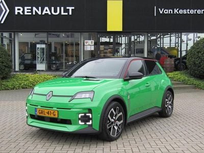 Groen Gebruikt 2024 Renault R5 Komfort Hatchback | € 29.240 (Eerlijke prijs)