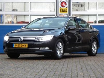 Zwart Gebruikt 2015 VW Passat Comfortline Sedan | € 8.950 (Goede deal)