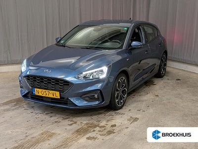 Blauw Occasion 2022 Ford Focus ST-Line Hatchback | € 19.895 (Iets duurder)