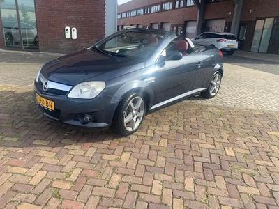 tweedehands Opel Tigra TwinTop 1.4-16V Rhythm! Leder! Nw Apk! 133 DKM!