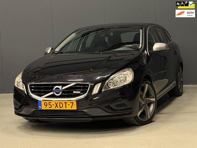 Zwart Occasion 2012 Volvo V60 R-Design Stationwagen | € 6.999 (Eerlijke prijs)