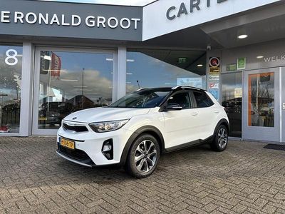 Wit Occasion 2020 Kia Stonic SUV | € 15.900 (Eerlijke prijs)