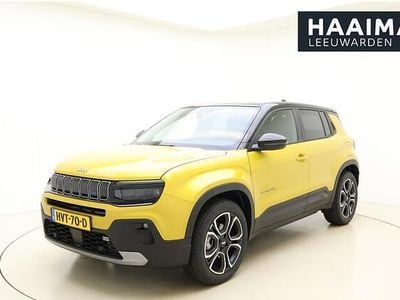 Geel Nieuw 2025 Jeep Avenger EV Summit SUV | € 35.950 (Eerlijke prijs)