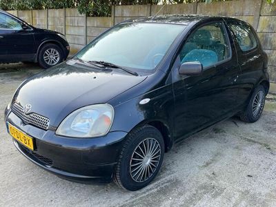 tweedehands Toyota Yaris 1.0-16V VVT-i Sol BJ. 1999 APK 02-2025