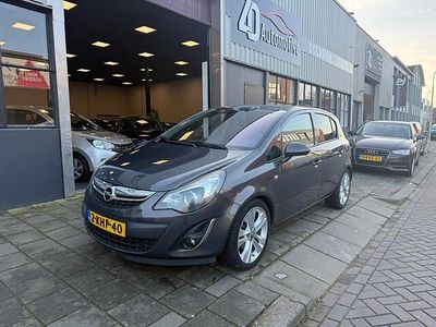 Grijs Occasion 2013 Opel Corsa Cosmo Hatchback | € 4.750 (Eerlijke prijs)