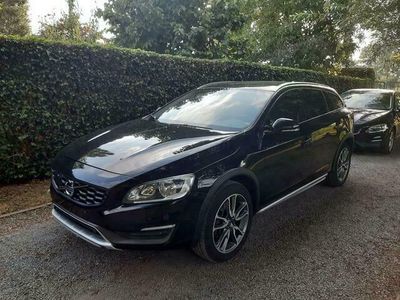 Occasion Volvo V60 CC Summum 150 PK (110 kW) 2016 Zwart Stationwagen