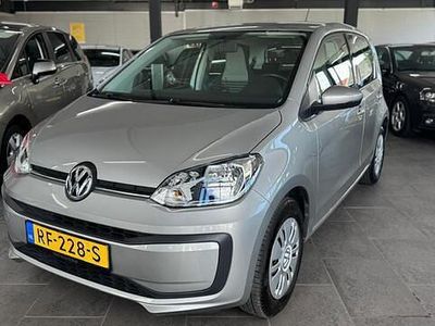 Grijs Gebruikt 2017 VW up! Beats Hatchback | € 6.950 (Eerlijke prijs)