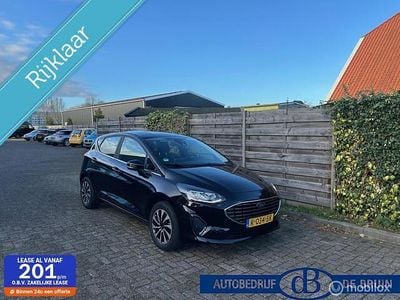 Zwart Occasion 2022 Ford Fiesta Titanium Hatchback | € 14.750 (Eerlijke prijs)
