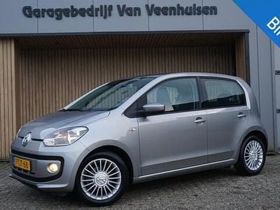 Grijs Occasion 2014 VW up! high up! Hatchback | € 7.250 (Goede deal)