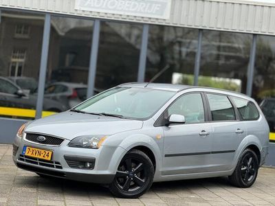 tweedehands Ford Focus Wagon 1.6-16V Ambiente