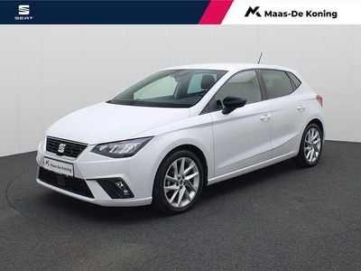 Wit Occasion 2024 Seat Ibiza CONNECT Hatchback | € 18.940 (Eerlijke prijs)
