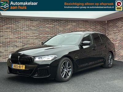 Zwart Gebruikt 2022 BMW 520 Executive Stationwagen | € 39.990 (Duur)