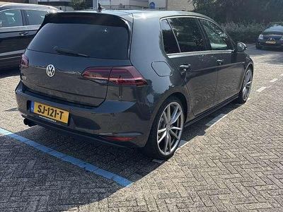 Zwart Occasion 2017 VW Golf VII GTD Stationwagen | € 14.500 (Iets duurder)