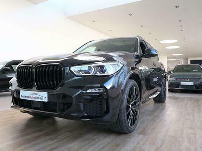 Zwart Occasion 2021 BMW X5 M Sport SUV | € 98.995
